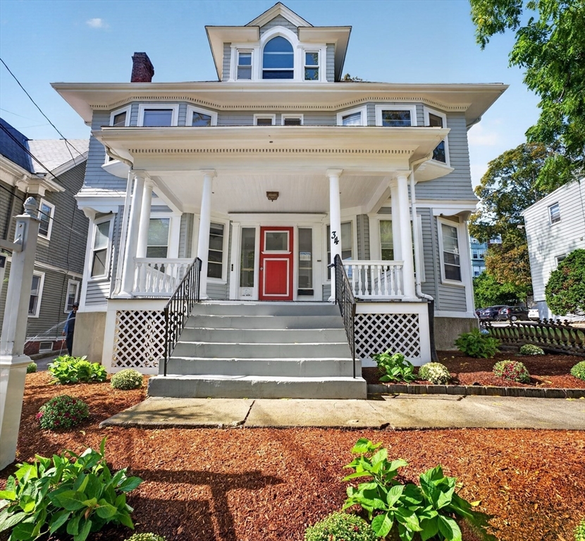 34 Central St in Somerville