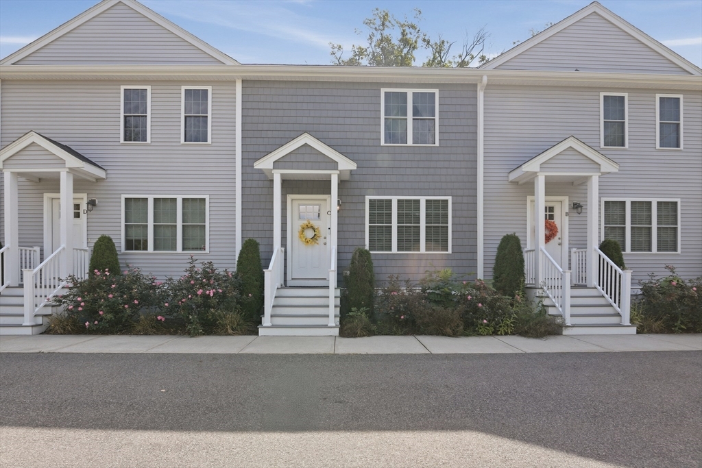 401 West St #C in East Bridgewater