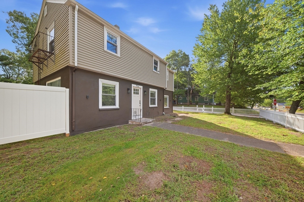 856 Newport Ave in Attleboro