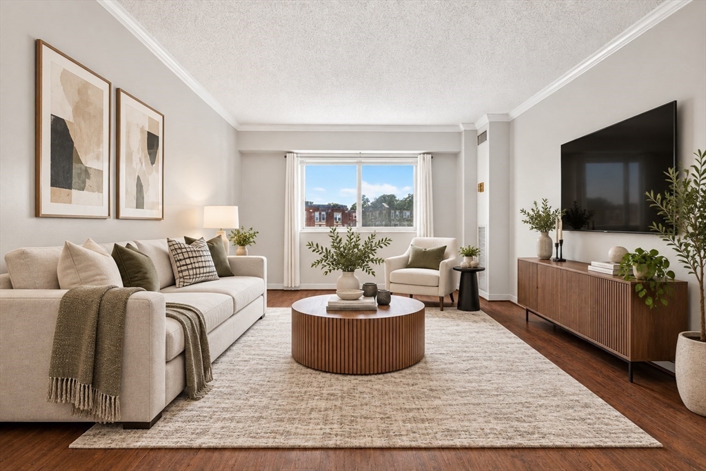 15 N Beacon St #U316 in Allston