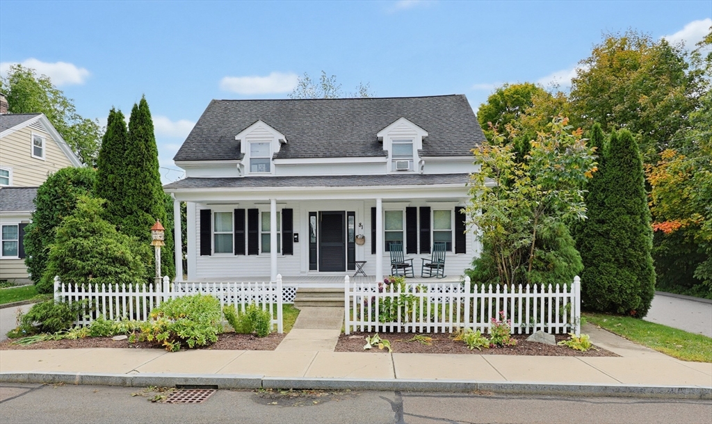 81 Pleasant Street in Franklin