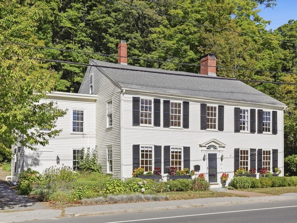 249 Main St in Groveland