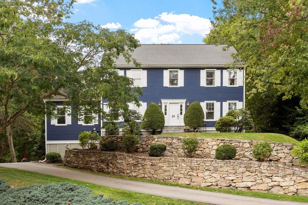 24 Darlene Dr in Southborough