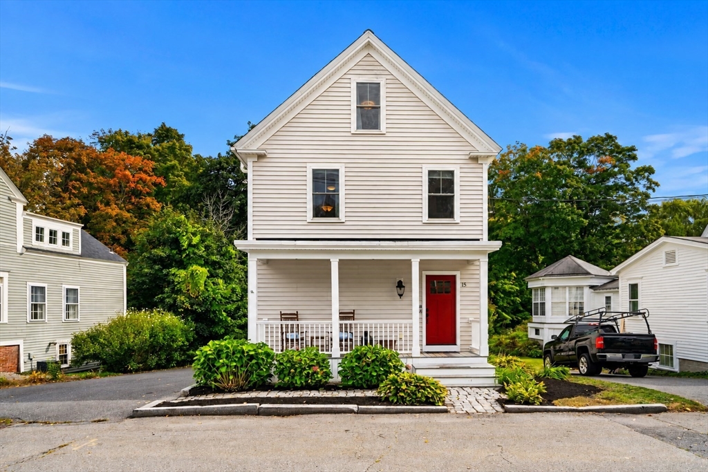 15 Court St #B in Groton