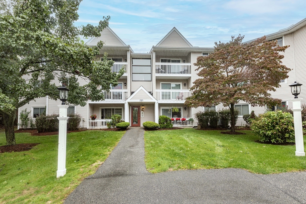 15 Bower Rd #D3 in Quincy