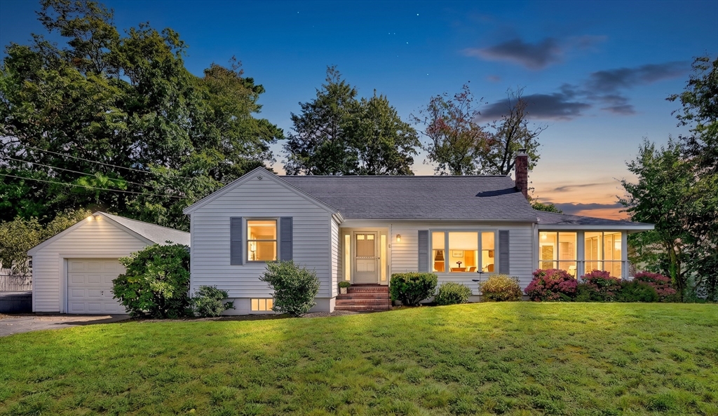 6 Sprucewood Rd in Wilmington