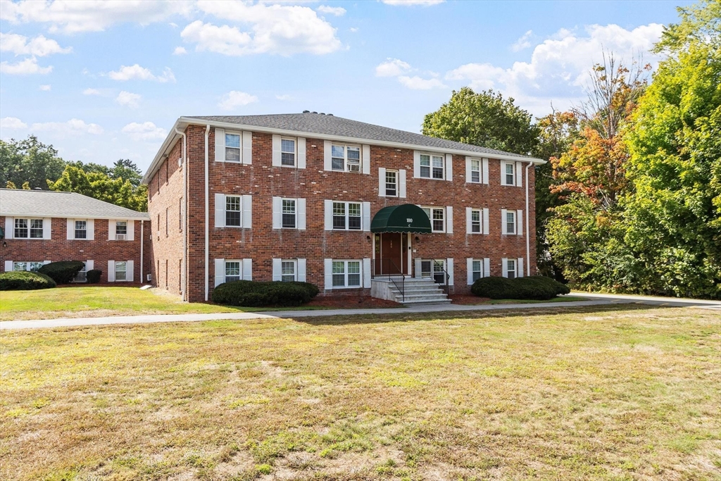 180 Tyngsboro Road #9C in North Chelmsford