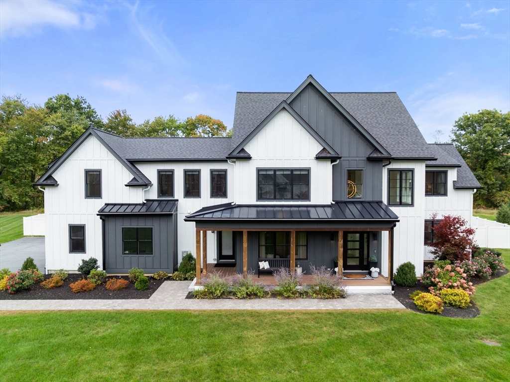 12 Dairy Farm Lane in Southborough
