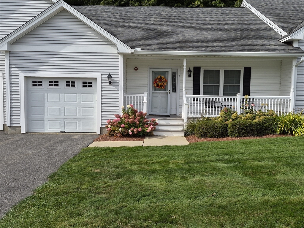 3 Jacklyn Dr #2 in Lunenburg