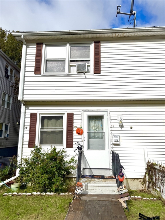 67 Everard St in Worcester