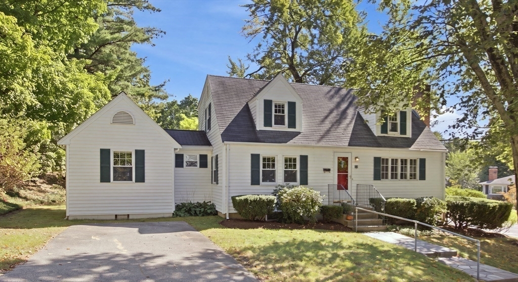 3 PALMER HILL AVENUE in Reading