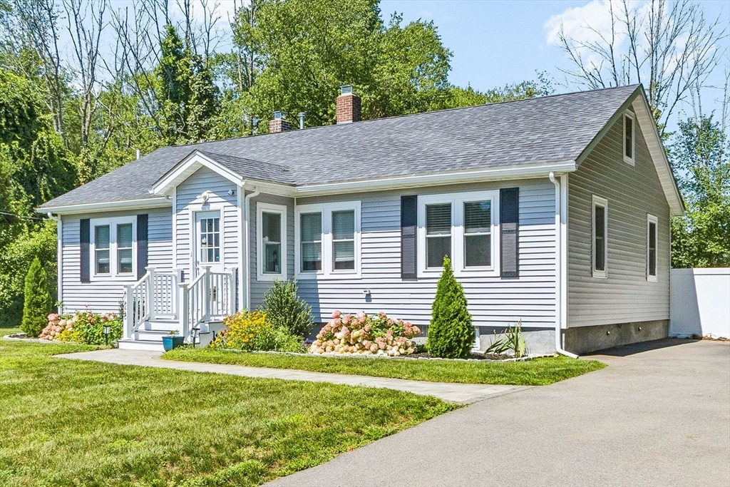 728 Pleasant St in Attleboro