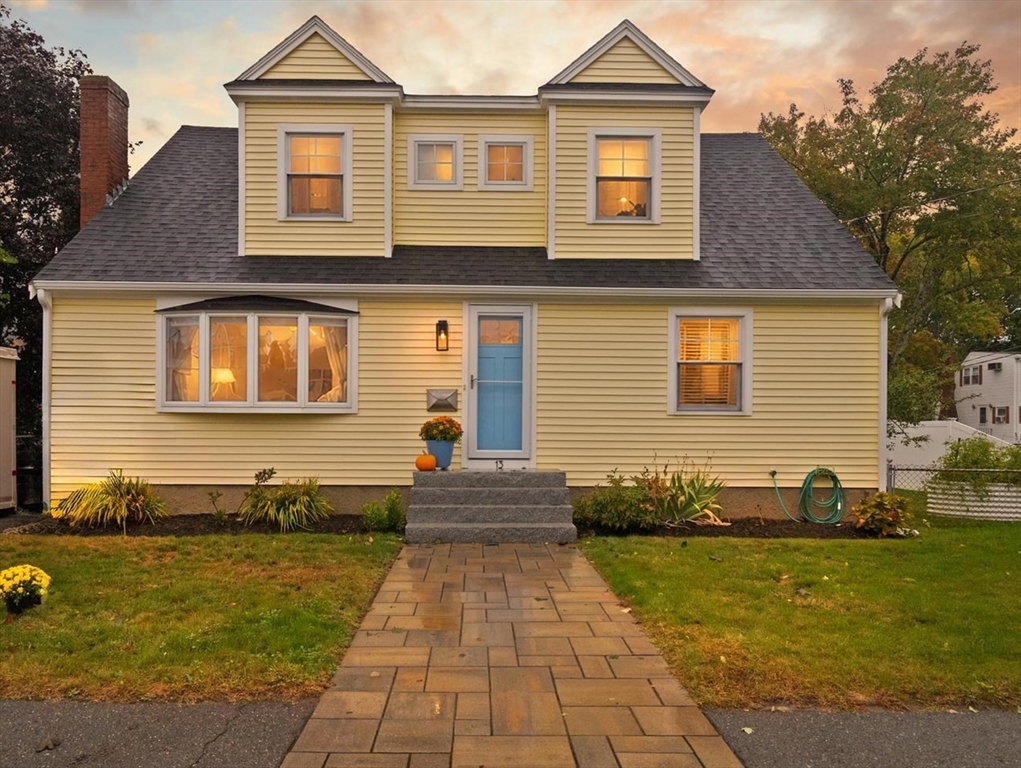 13 Rainbow Cir in Peabody