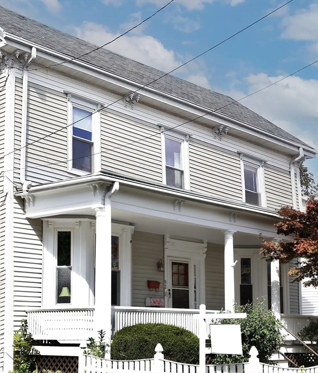 92 Dudley St in Medford