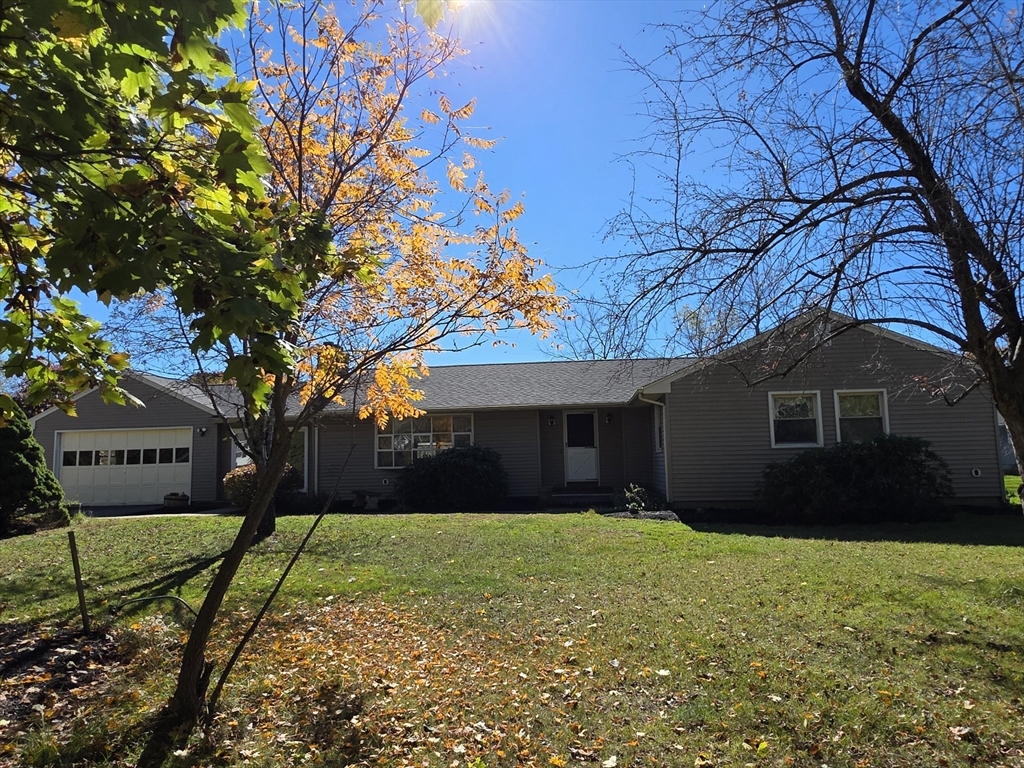 24 Elm St in Franklin