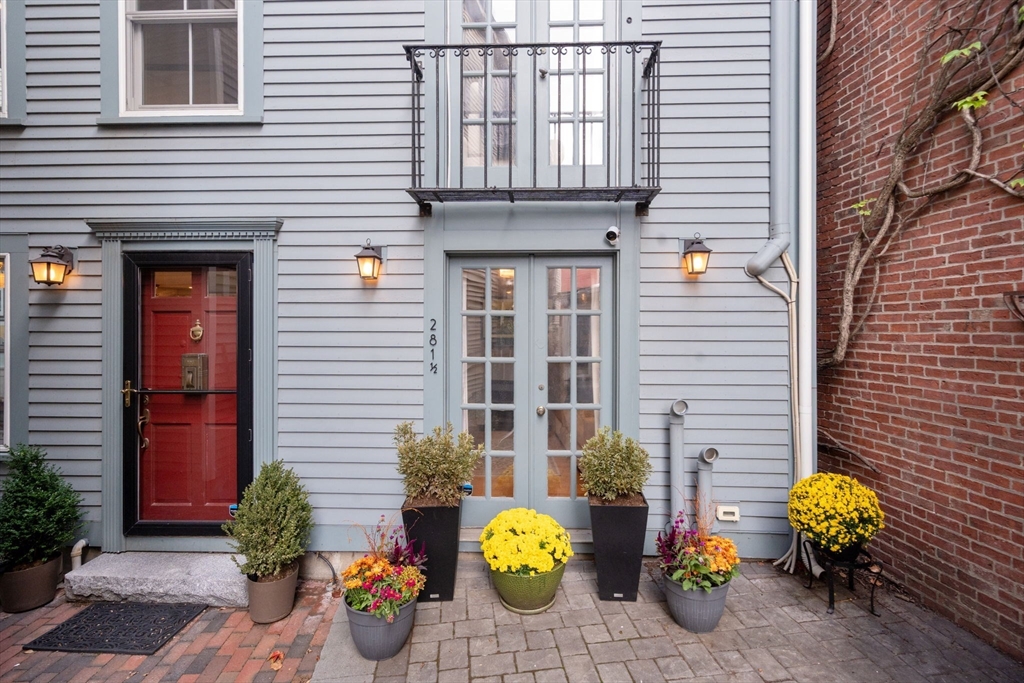 281 1/2 Main Street in Charlestown