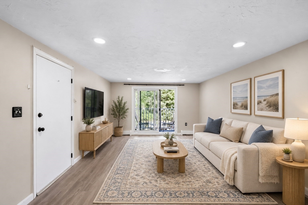 8 Tideview Path #12 in Plymouth