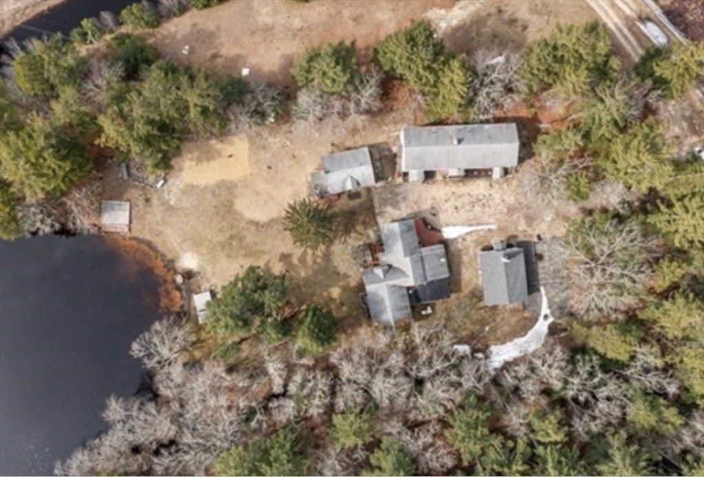 40 Wareham St in Carver