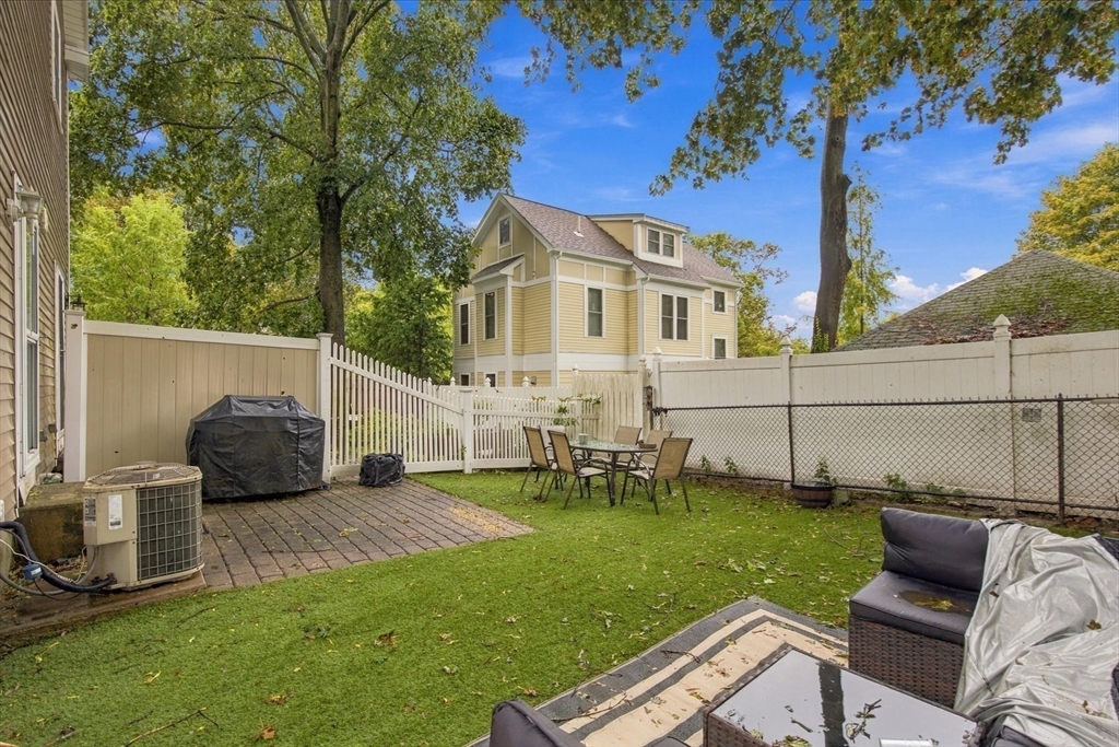 11-13 Rushmore St #11 in Brighton