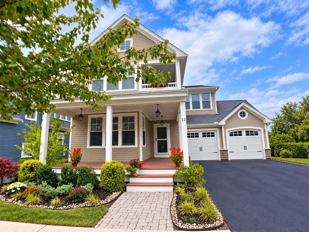 12 Thistle Ln in South Weymouth