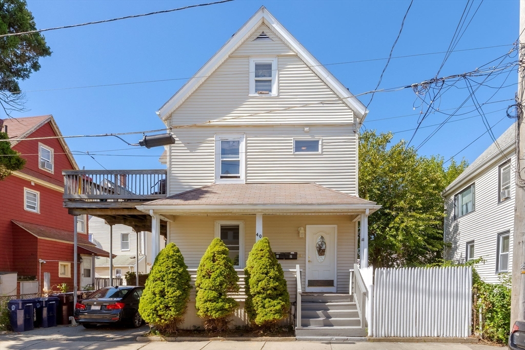 40 Plymouth St in Everett