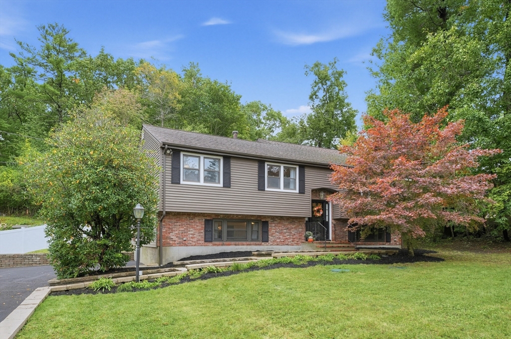 21 Andrew Cir in Stoughton