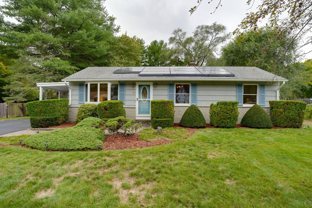 10 Squire Ln in Bellingham