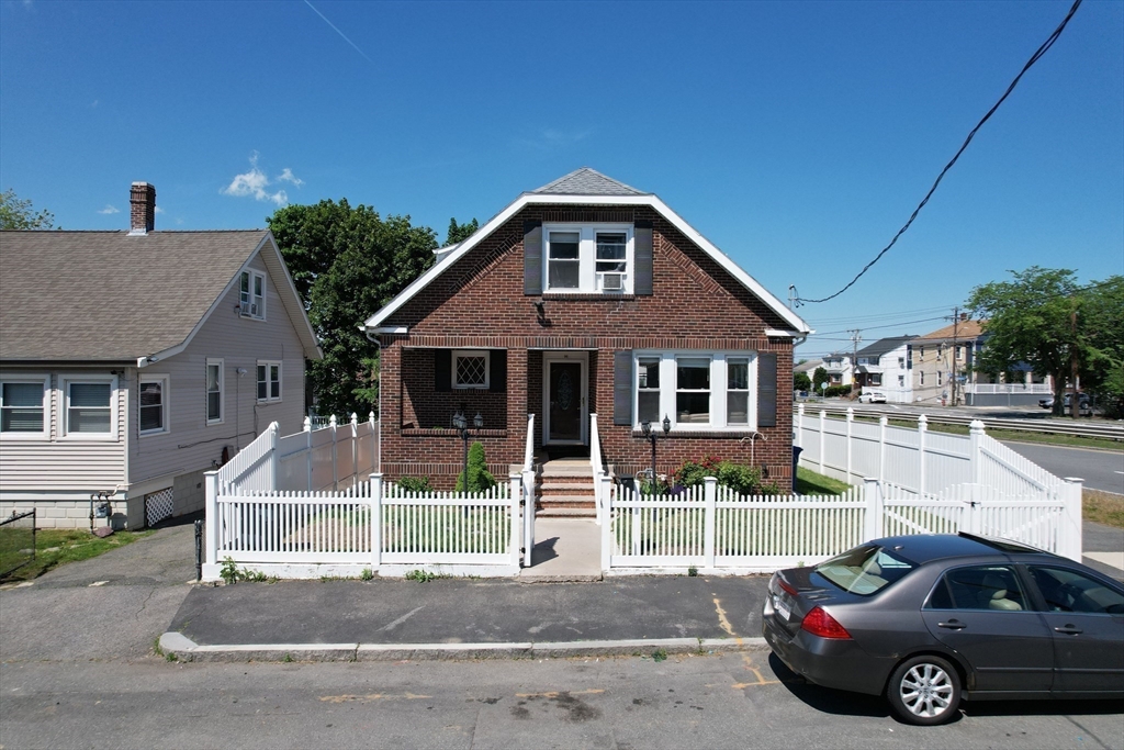 96 Stanton Ave in Revere