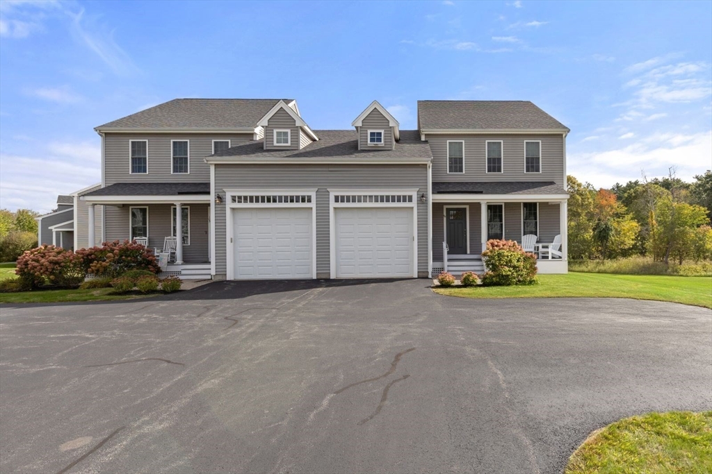 101 Sawmill Ln #101 in Hanson