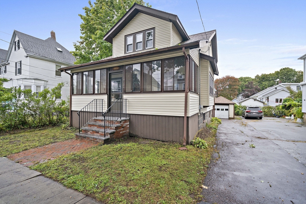 209 Highland Ave in Quincy