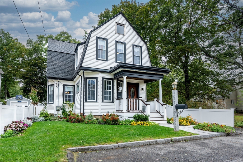 15 Mills Street in Dedham