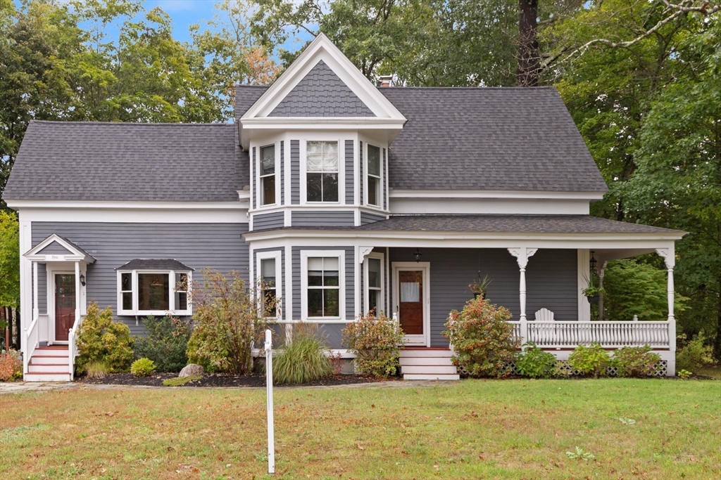 1 Brookside Rd in Westford