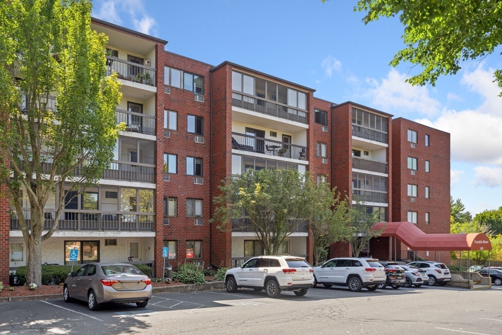 180 Green Street #411 in Melrose