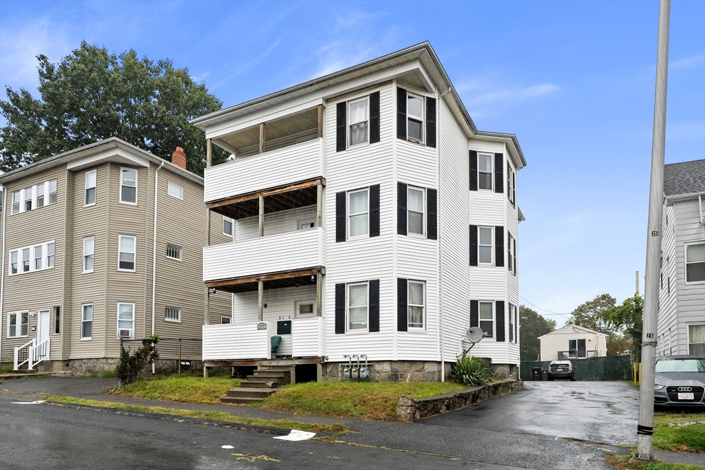 177 Fairmont Ave in Worcester