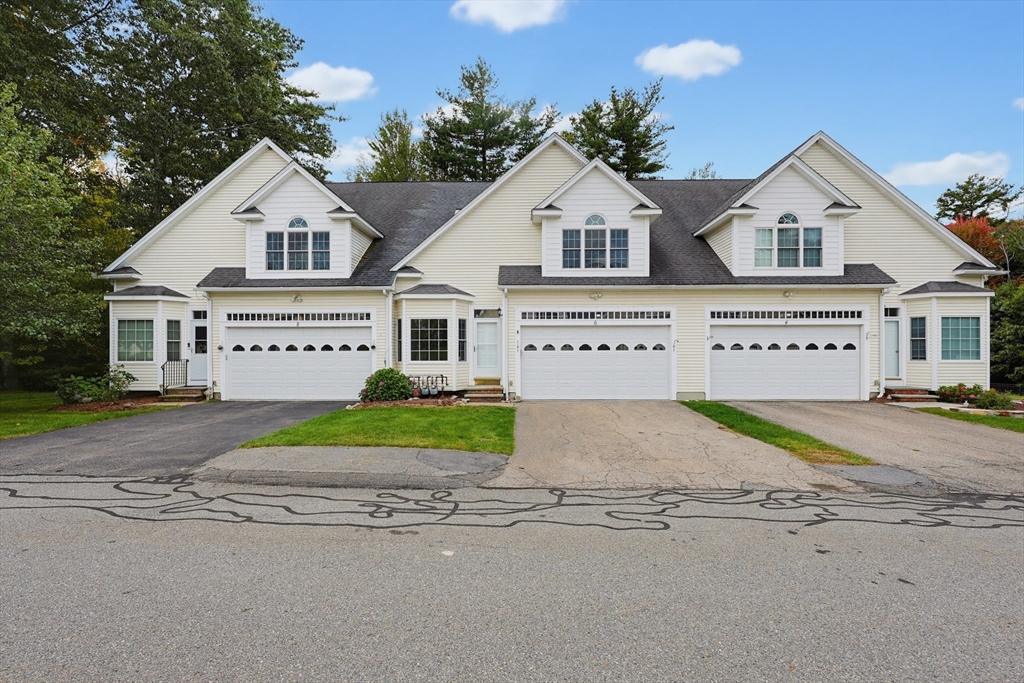 6 Afra Dr #6 in Shrewsbury