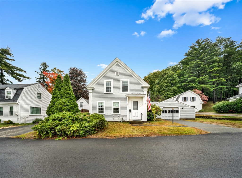 40 Elm Park in Groveland