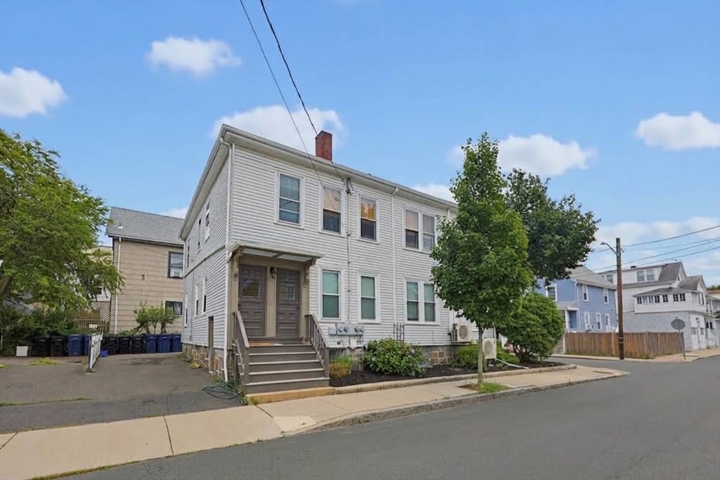 20 Hancock St #3 in Salem