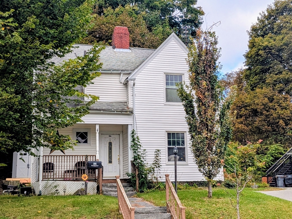 96 N Main St in Leominster