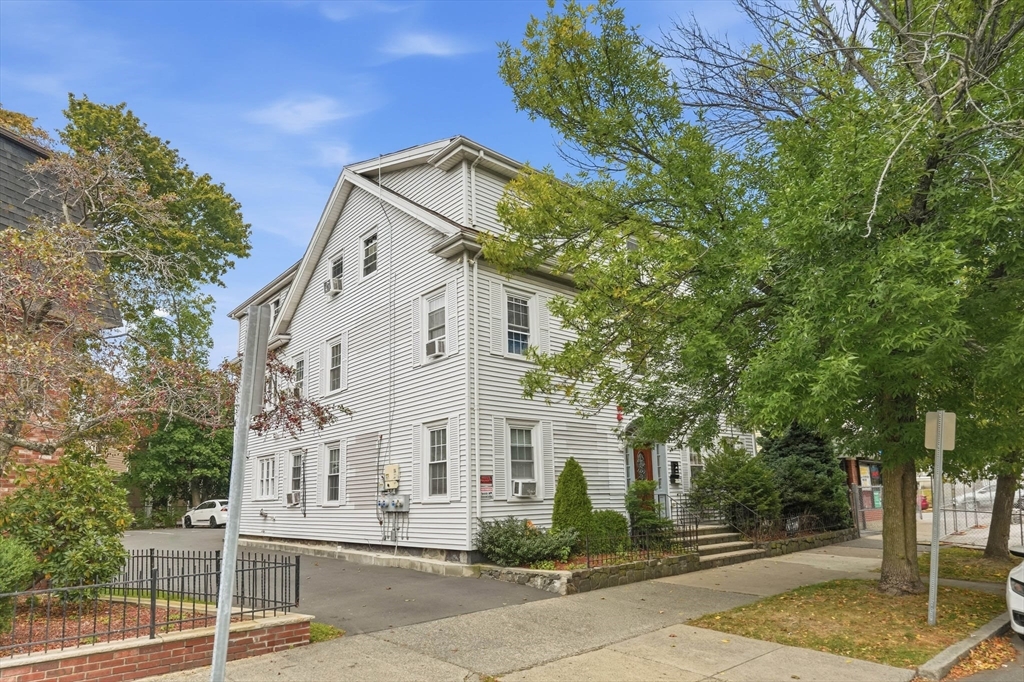 47 Broad St in Lynn