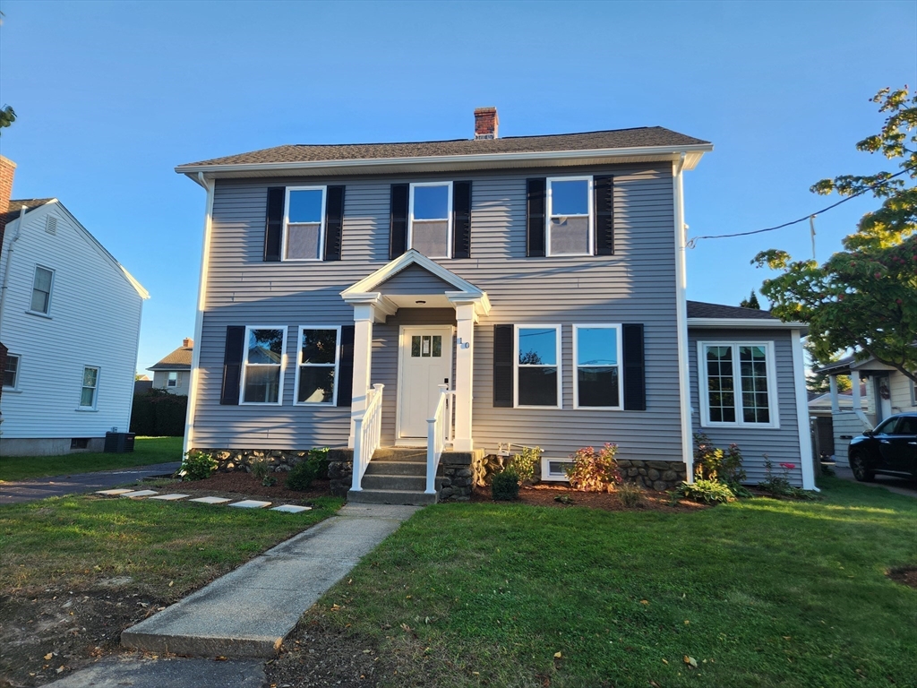 10 Arbutus Rd in Worcester