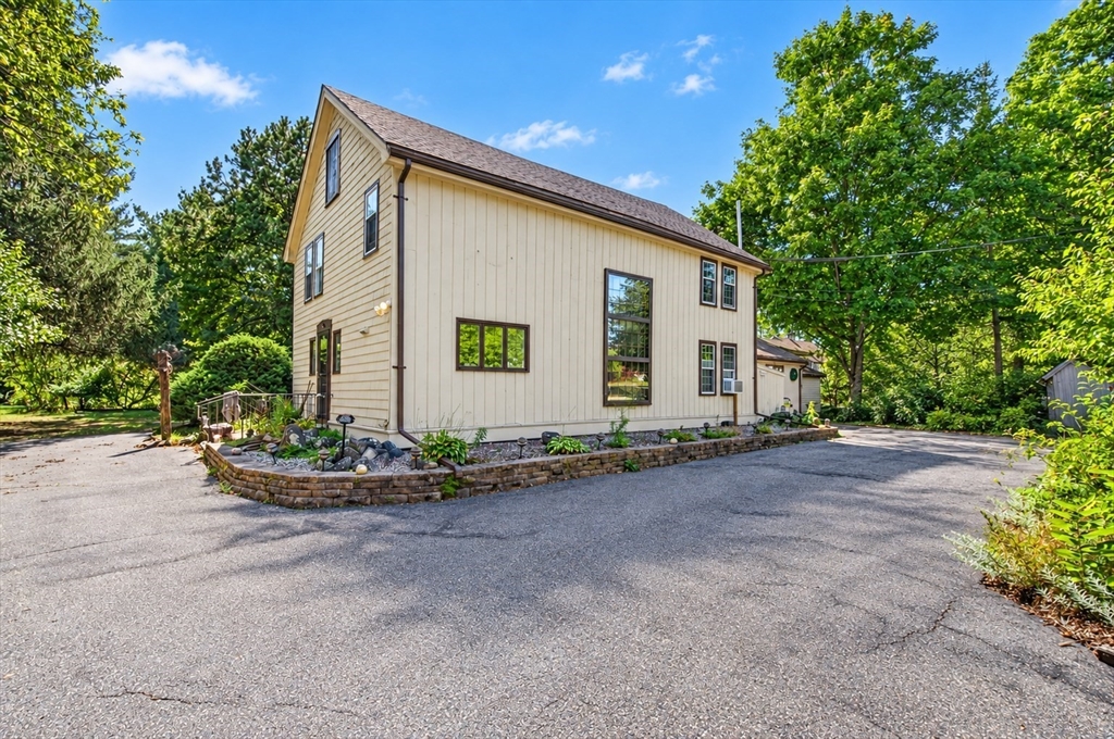 184 Centre St. in Danvers