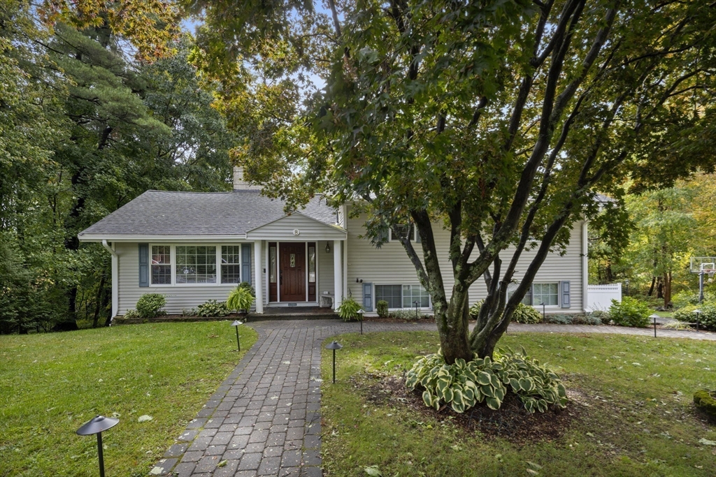 8 Patley Rd in North Reading