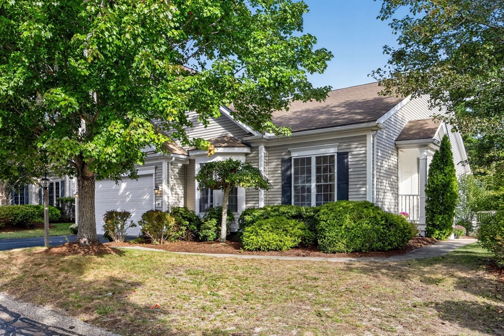 10 Great Pointe in Plymouth