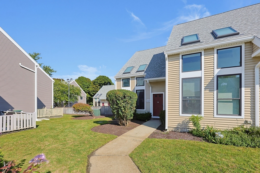113 Governor Winthrop Rd #113 in Somerville
