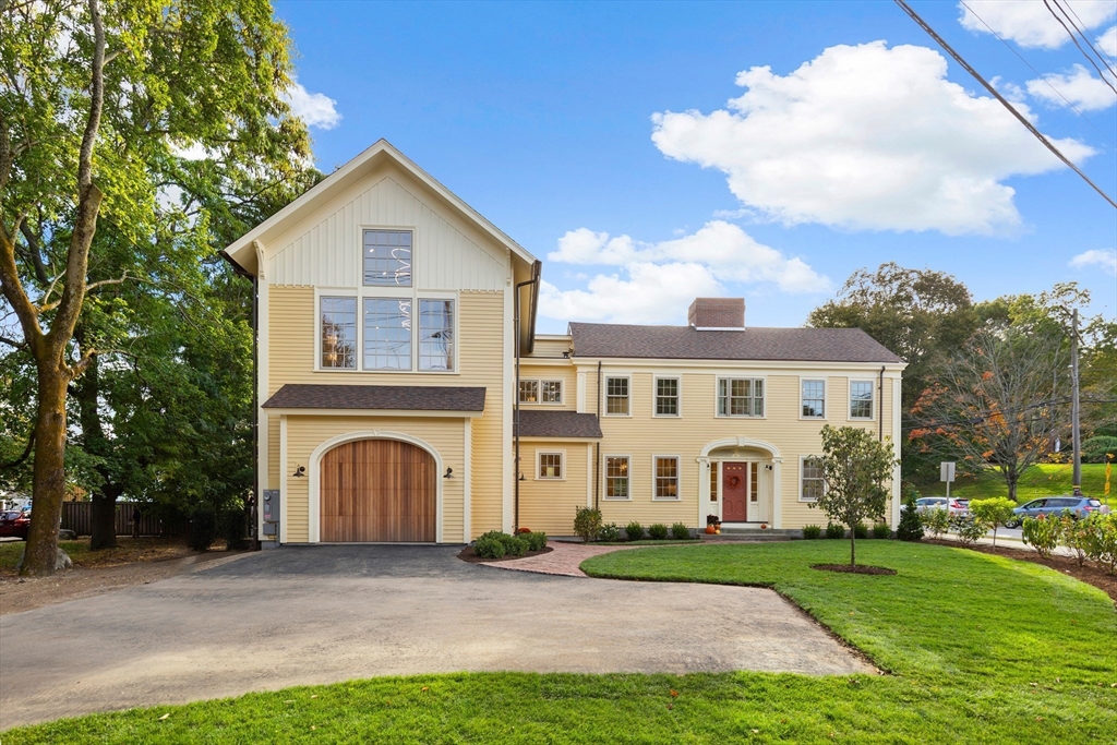 678 MASSACHUSETTS AVE #1 in Lexington
