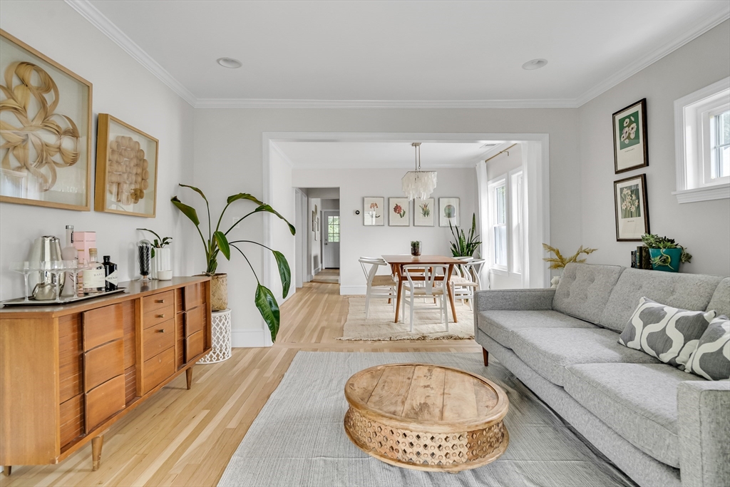 42 Unity Avenue #42 in Belmont