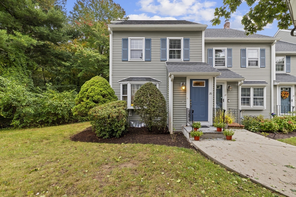 20 DANIEL DRIVE #20 in North Easton