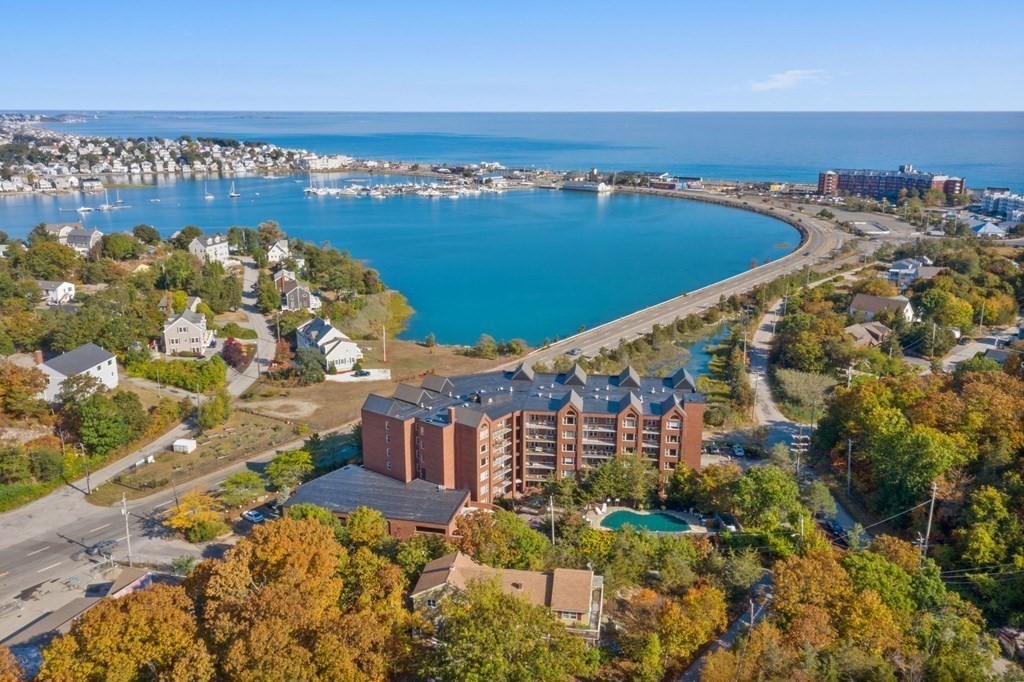 155 George Washington Blvd #401 in Hull