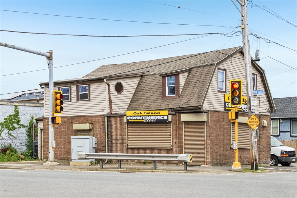 831 N Shore Rd in Revere