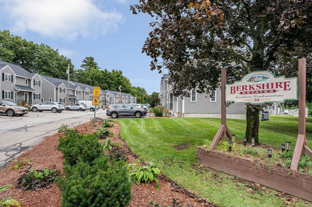34 Lowell Rd #15 in Pepperell